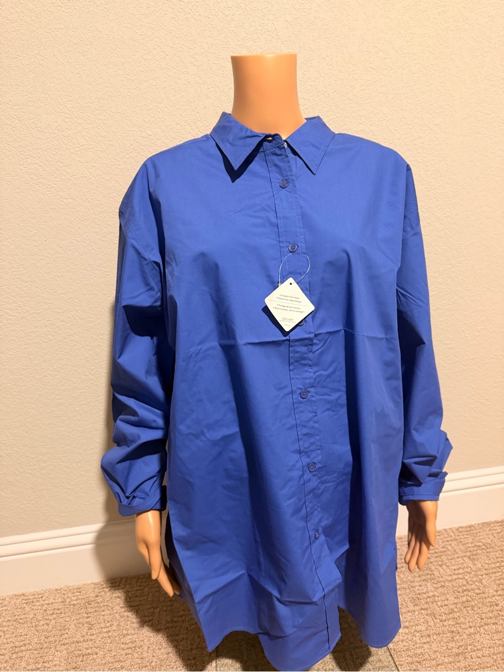 Ladies Classic Button-Up Shirt in Royal Blue